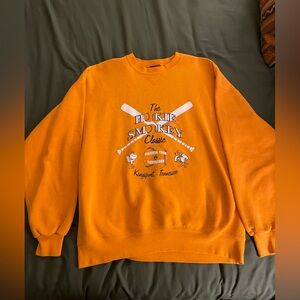 Vintage College Sports Pullover sweatshirt